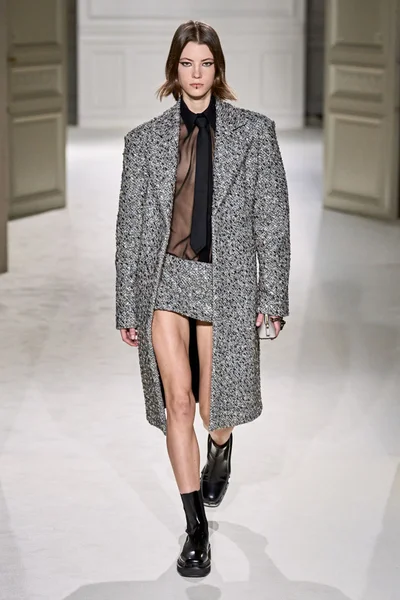 Look 53